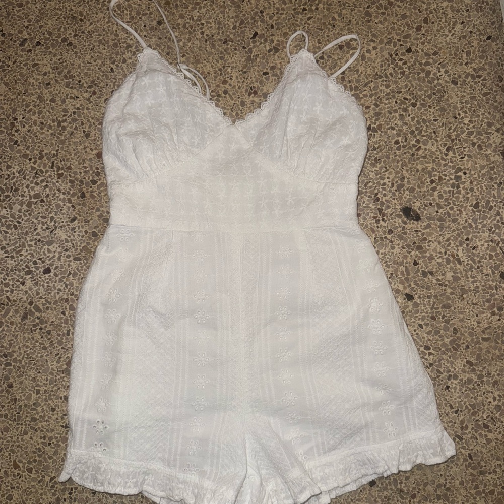 Elegant White Lace Romper